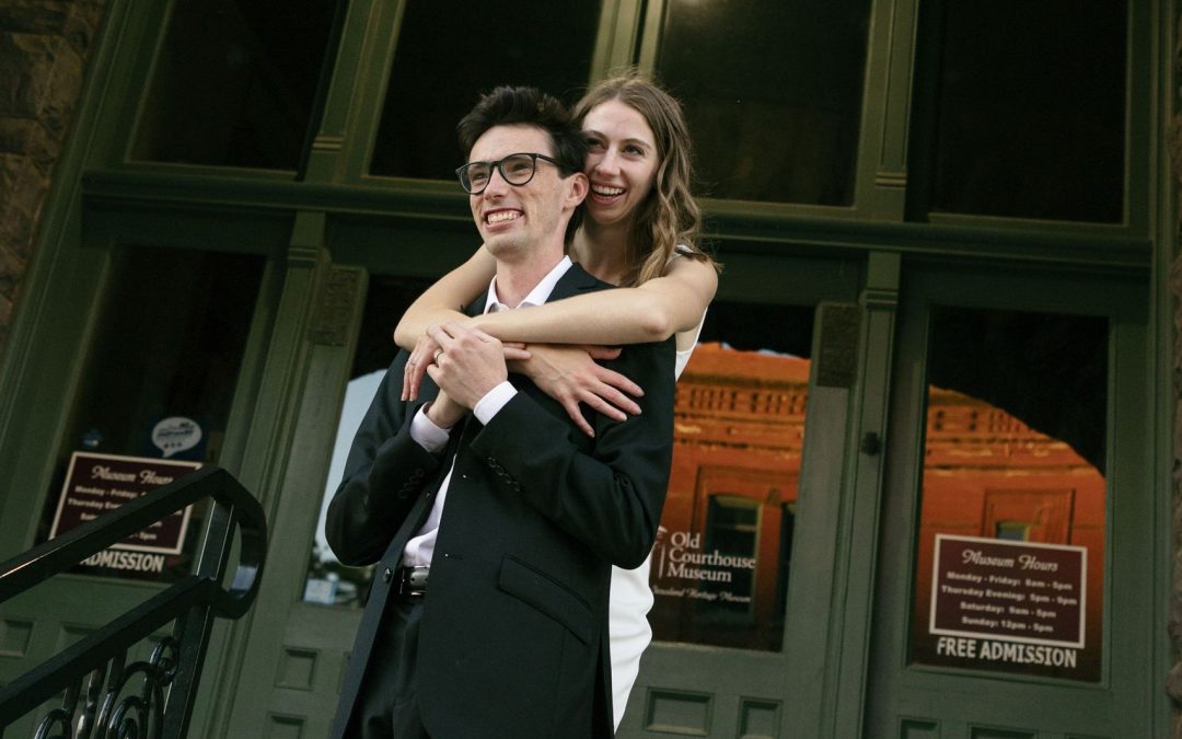 icon-events-weddings-bride-portraits-lara-and-evan-sioux-falls-038-02