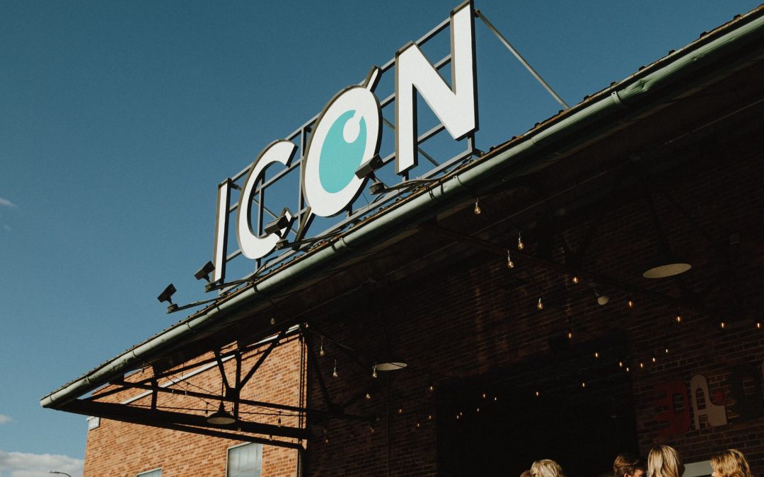 icon-events-weddings-cocktail-hour-icon-patio-sioux-falls-002