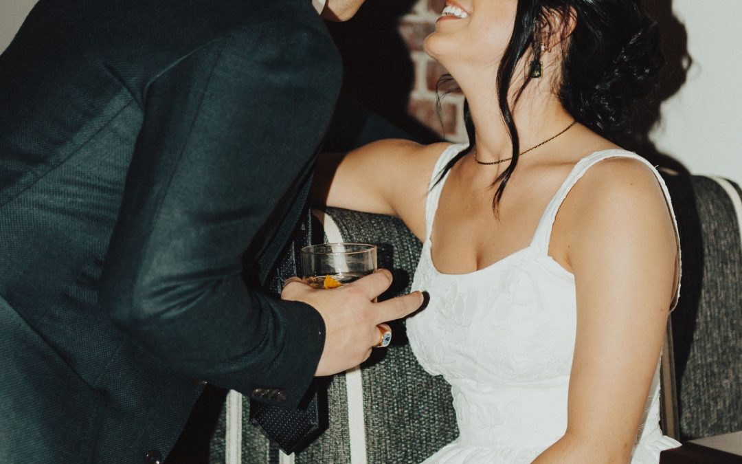 icon-events-weddings-cocktail-hour-myrtles-speakeasy-sioux-falls-004