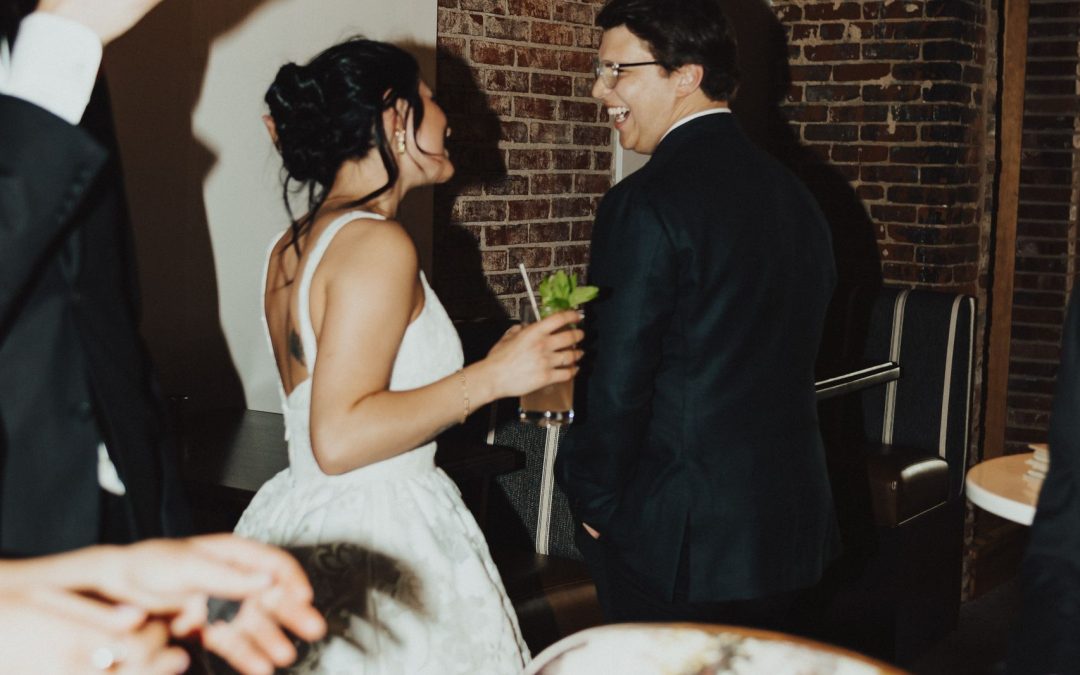 icon-events-weddings-cocktail-hour-myrtles-speakeasy-sioux-falls-016