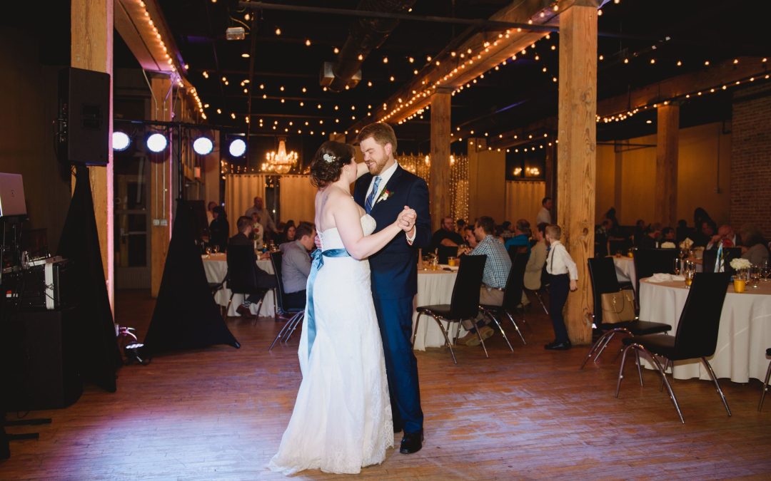 icon-events-weddings-first-dance-sioux-falls-001