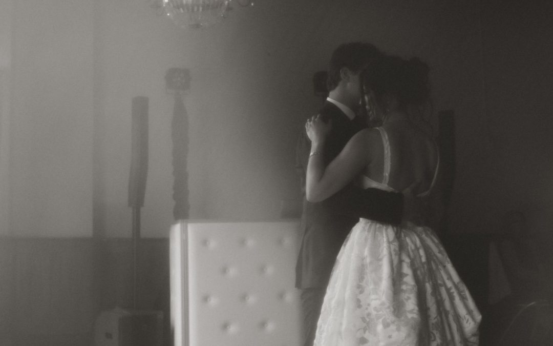 icon-events-weddings-first-dance-sioux-falls-011