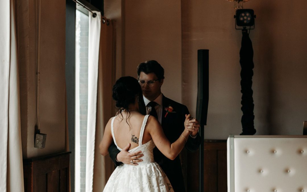 icon-events-weddings-first-dance-sioux-falls-021