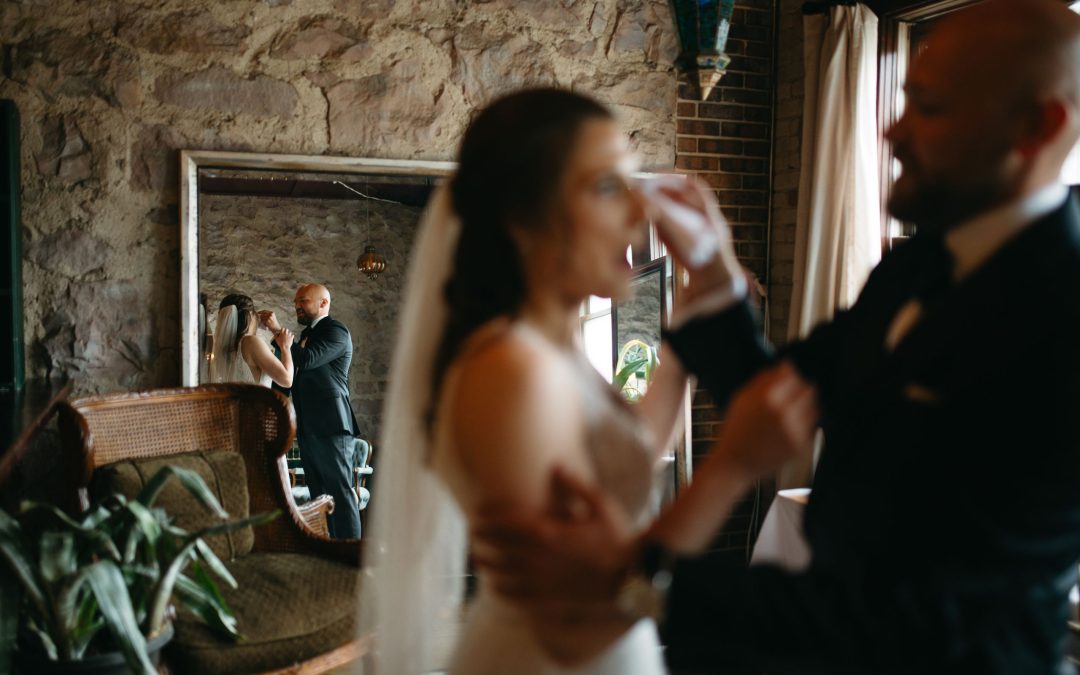 icon-events-weddings-first-look-justin-and-kelsey-rosebrock-sioux-falls-001