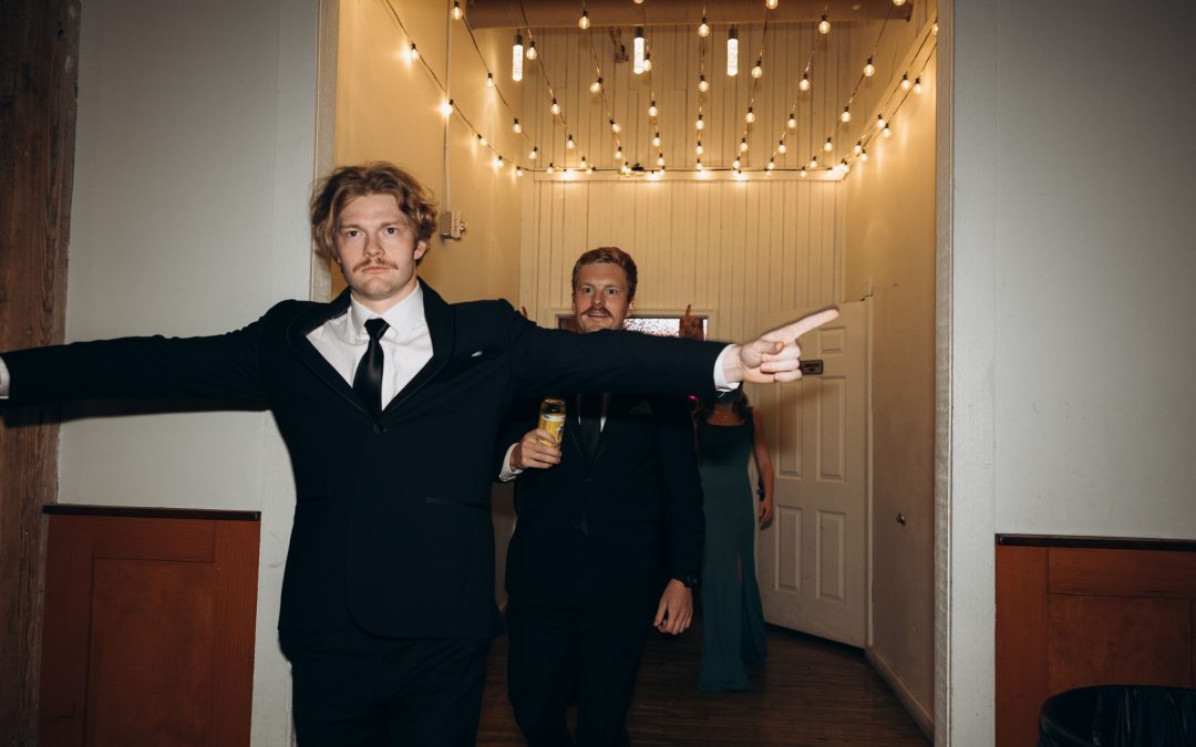 icon-events-weddings-grand-entrance-kaitie-and-max-sioux-falls-001