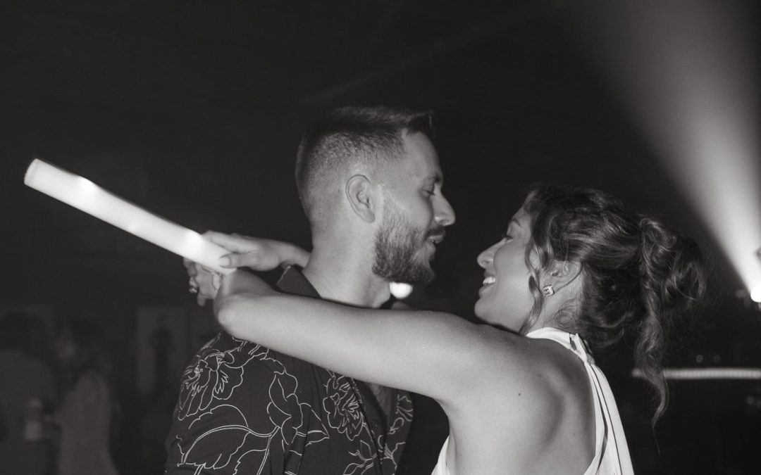 icon-events-weddings-reception-dances-christian-and-sydney-graber-dada-gastropub-sioux-falls-001-05