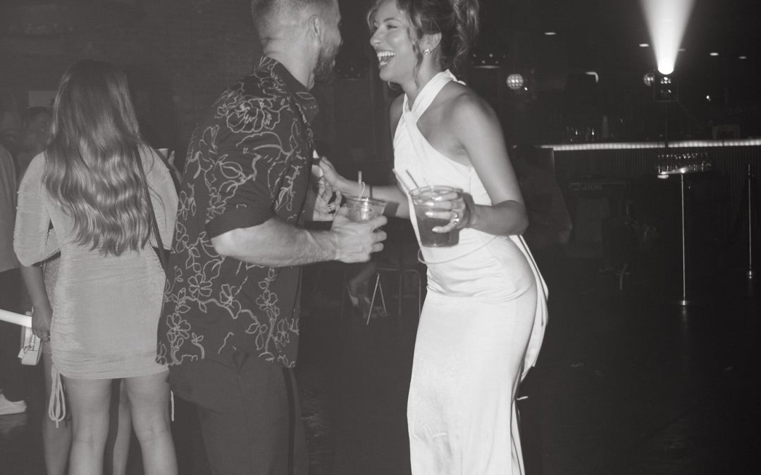 icon-events-weddings-reception-dances-christian-and-sydney-graber-dada-gastropub-sioux-falls-007