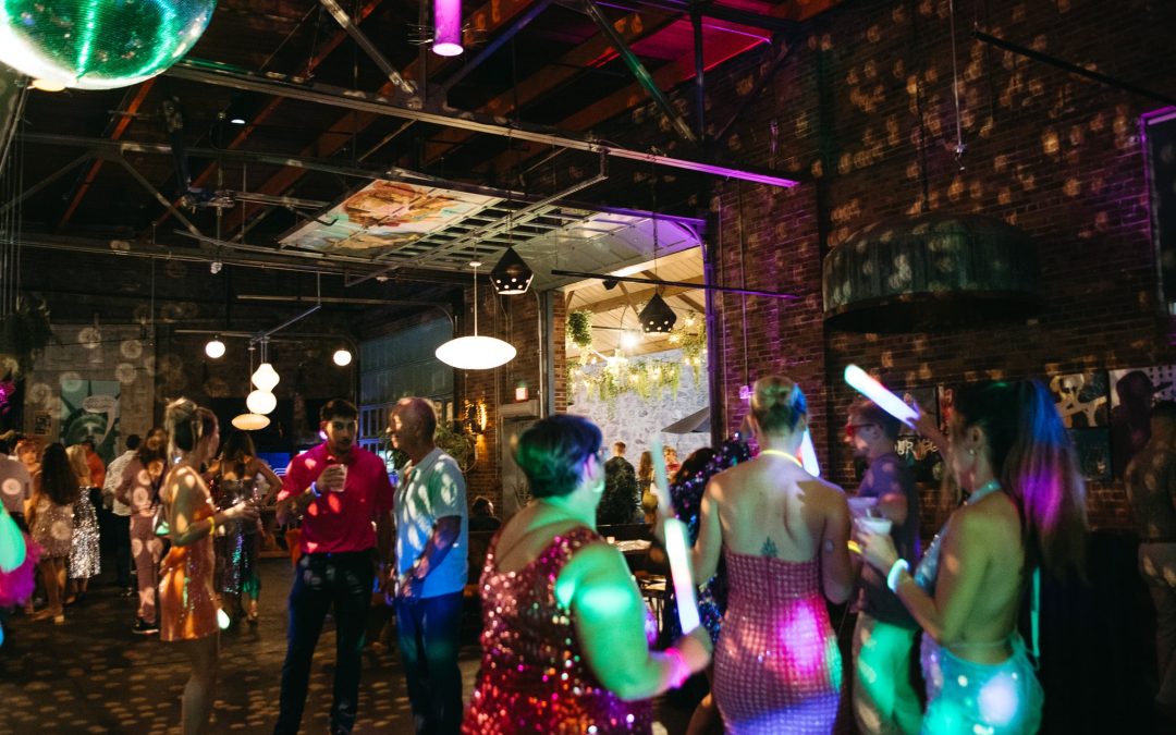 icon-events-weddings-reception-dances-christian-and-sydney-graber-dada-gastropub-sioux-falls-012