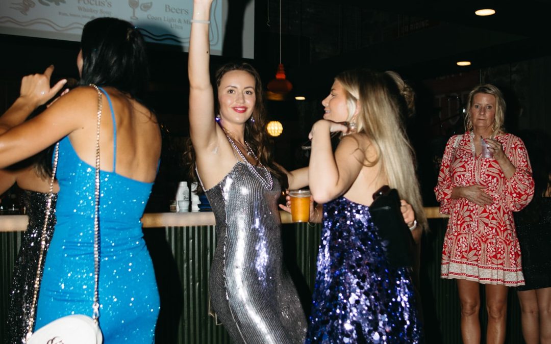 icon-events-weddings-reception-dances-christian-and-sydney-graber-dada-gastropub-sioux-falls-014