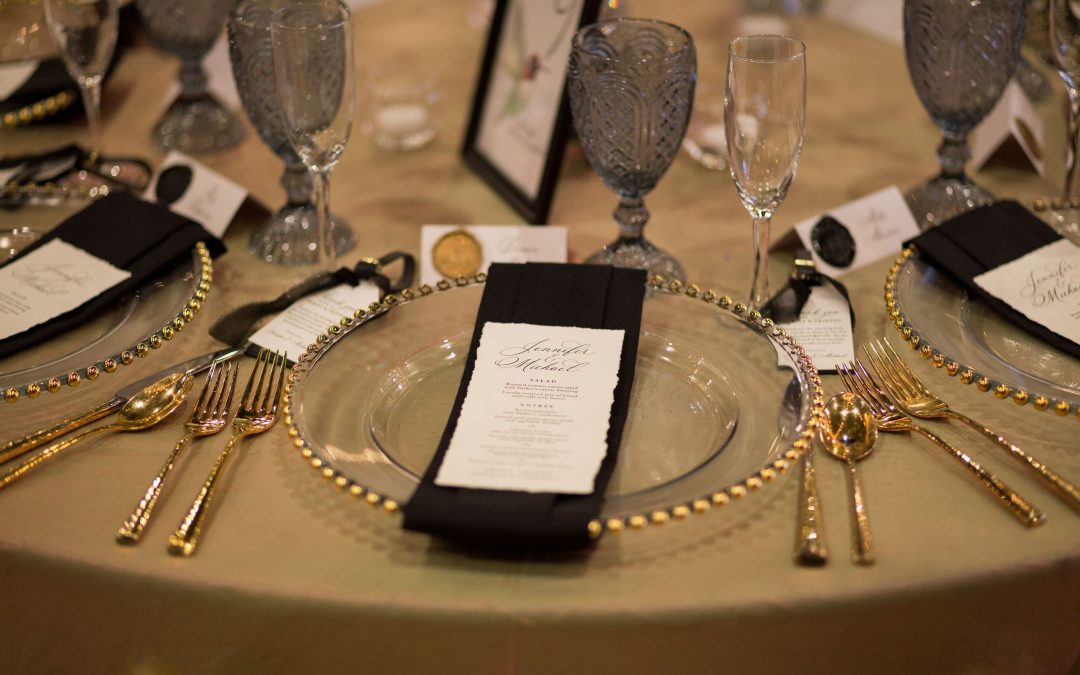 icon-events-weddings-reception-decor-jen-and-michael-wedding-sioux-falls-001-05