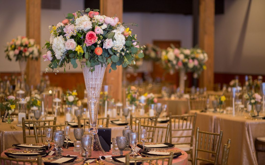 icon-events-weddings-reception-decor-jen-and-michael-wedding-sioux-falls-004