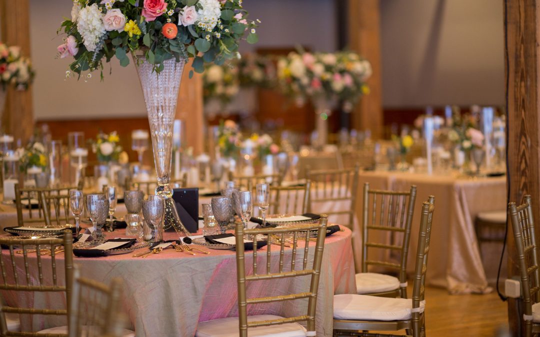 icon-events-weddings-reception-decor-jen-and-michael-wedding-sioux-falls-006