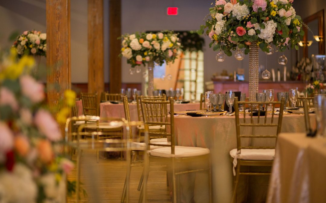 icon-events-weddings-reception-decor-jen-and-michael-wedding-sioux-falls-010