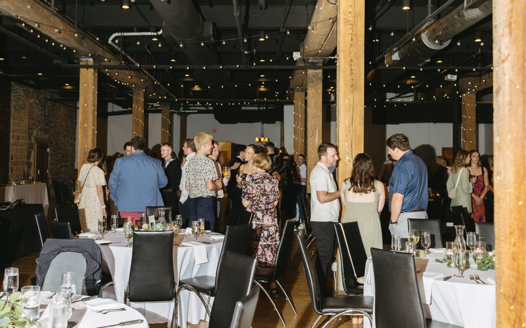 icon-events-weddings-reception-lara-and-evan-sioux-falls-008