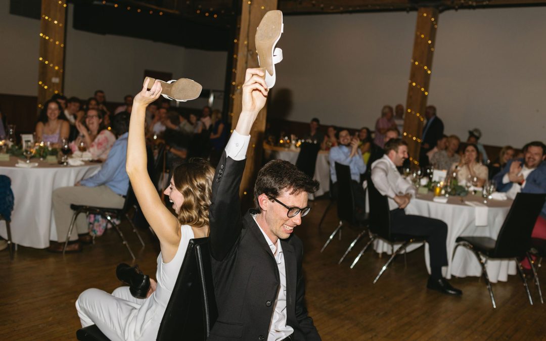 icon-events-weddings-reception-lara-and-evan-sioux-falls-016-02