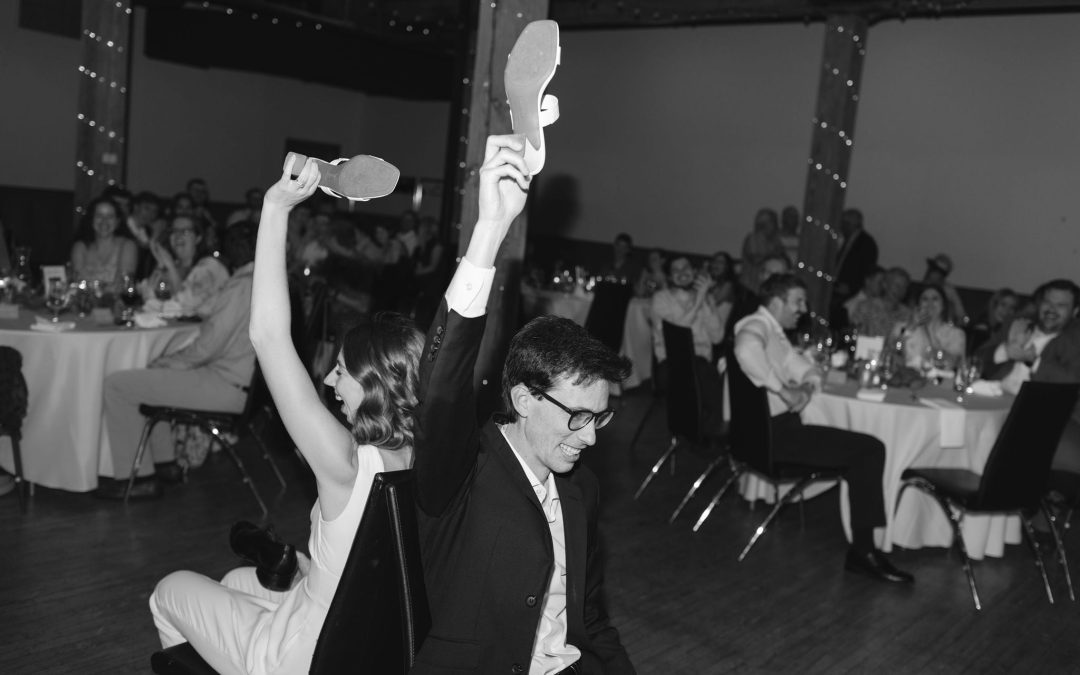 icon-events-weddings-reception-lara-and-evan-sioux-falls-017-02