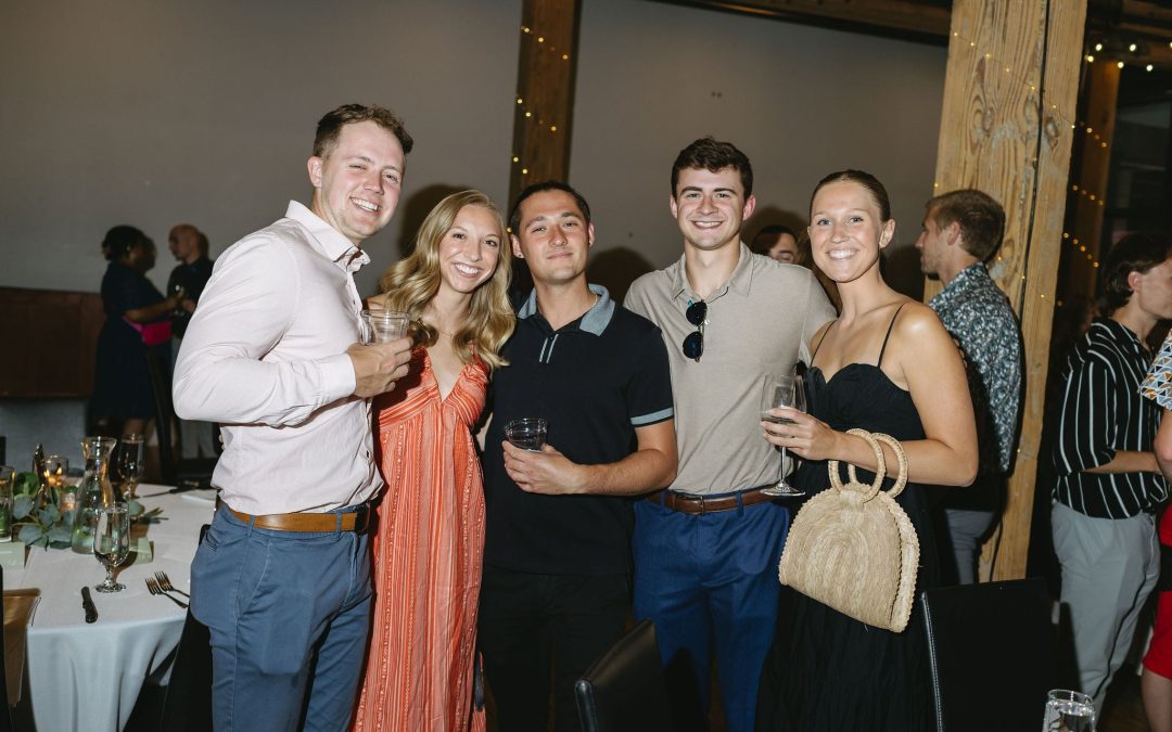 icon-events-weddings-reception-lara-and-evan-sioux-falls-017