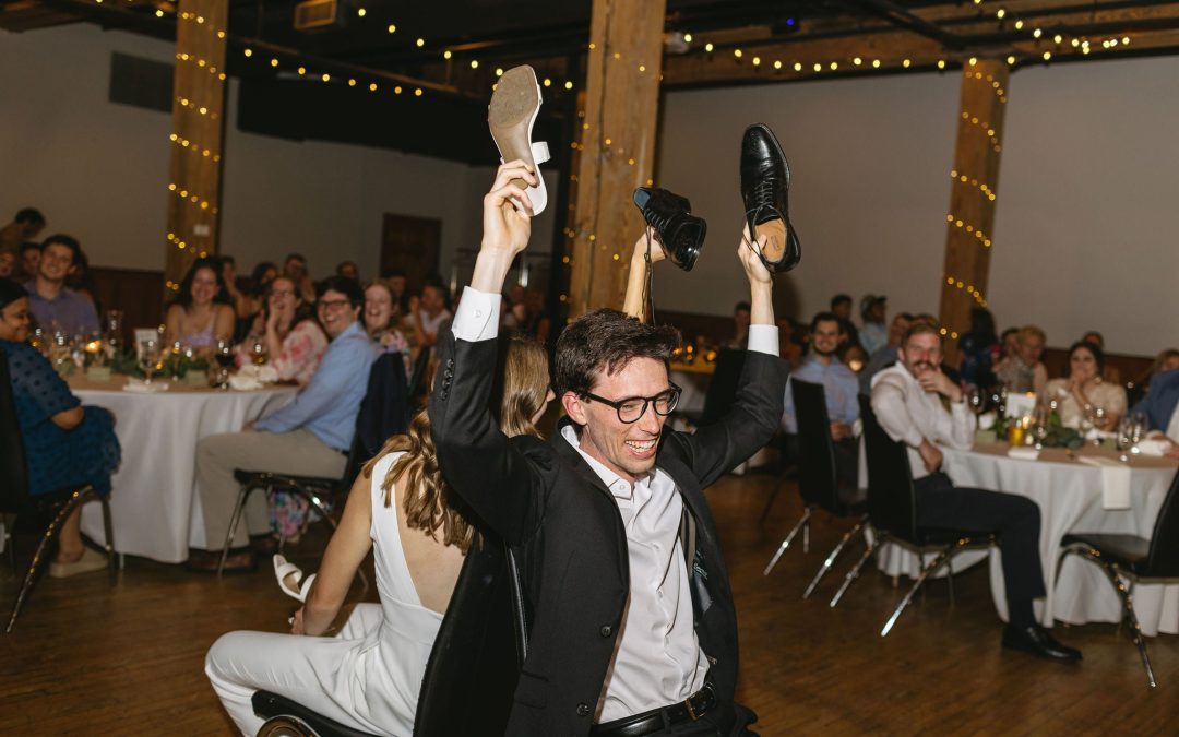 icon-events-weddings-reception-lara-and-evan-sioux-falls-019