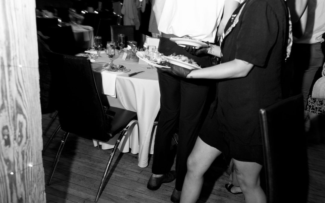 icon-events-weddings-reception-lara-and-evan-sioux-falls-020-02