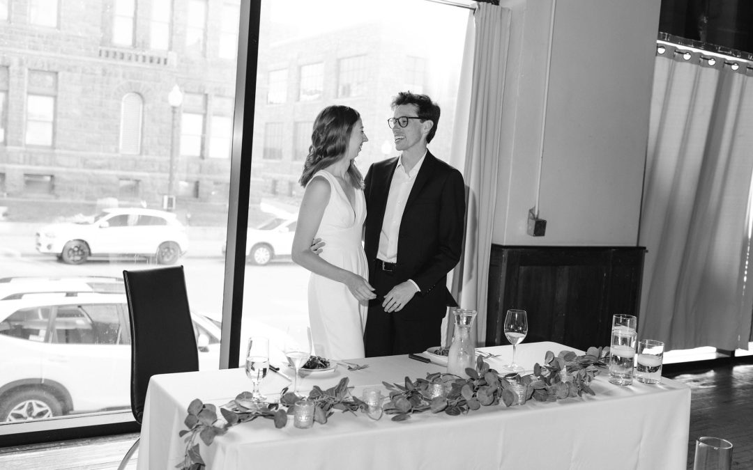 icon-events-weddings-reception-lara-and-evan-sioux-falls-031