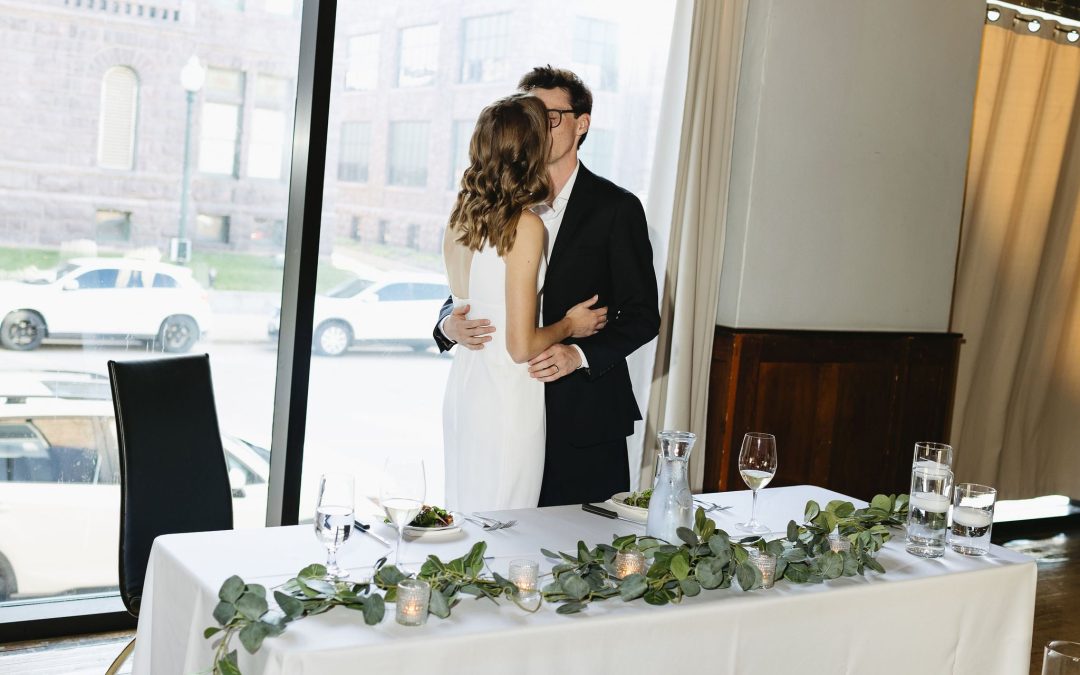 icon-events-weddings-reception-lara-and-evan-sioux-falls-032