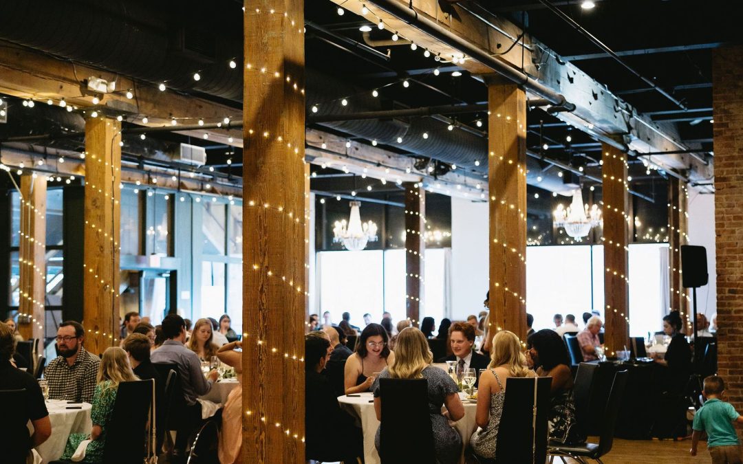 icon-events-weddings-reception-lara-and-evan-sioux-falls-035