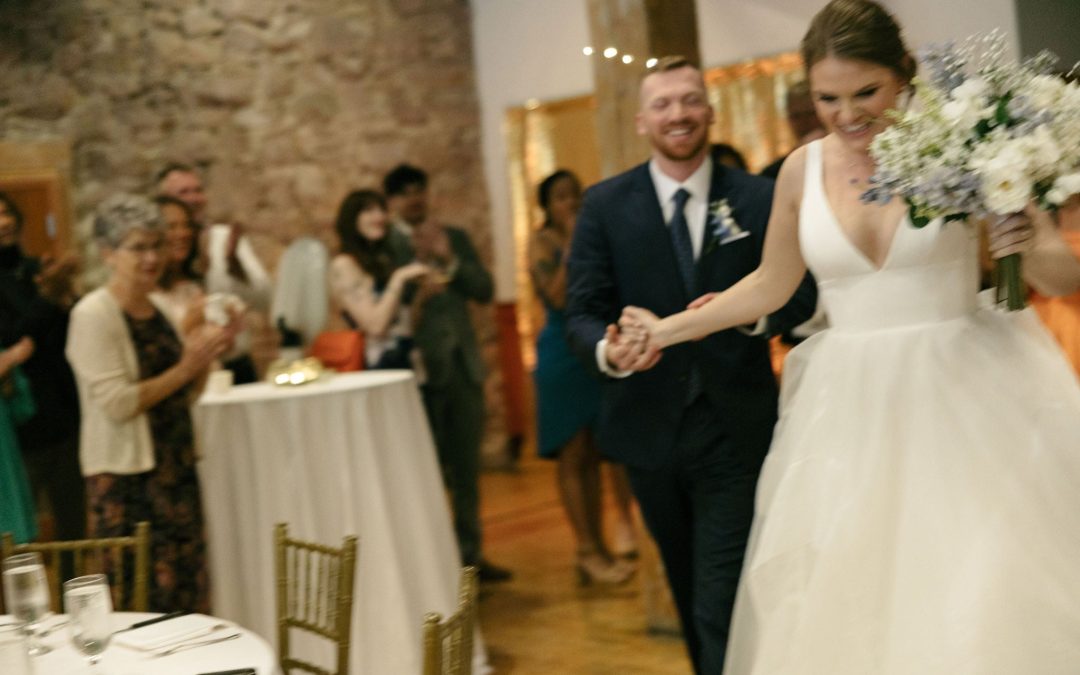 icon-events-weddings-reception-lizzie-and-jack-sioux-falls-006-02