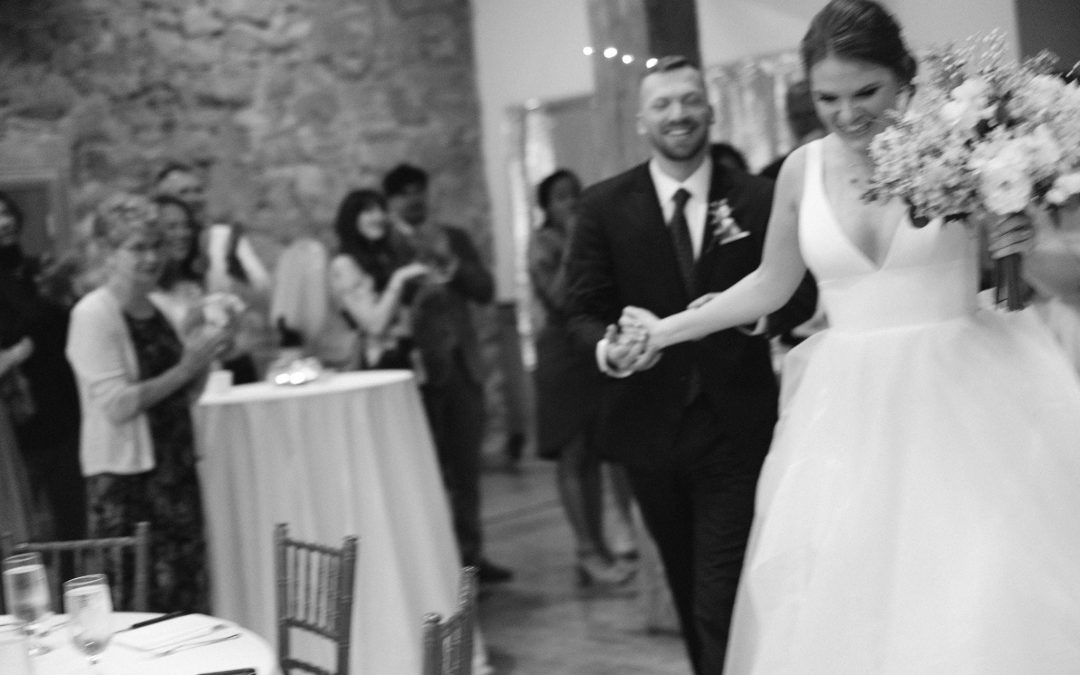 icon-events-weddings-reception-lizzie-and-jack-sioux-falls-007