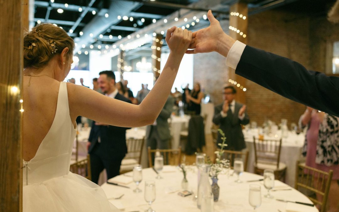 icon-events-weddings-reception-lizzie-and-jack-sioux-falls-008