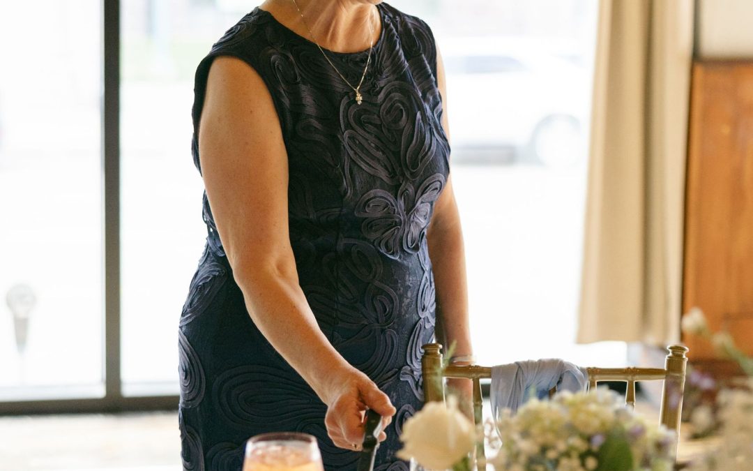 icon-events-weddings-reception-lizzie-and-jack-sioux-falls-013