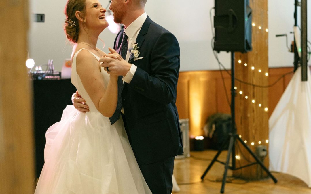 icon-events-weddings-reception-lizzie-and-jack-sioux-falls-032