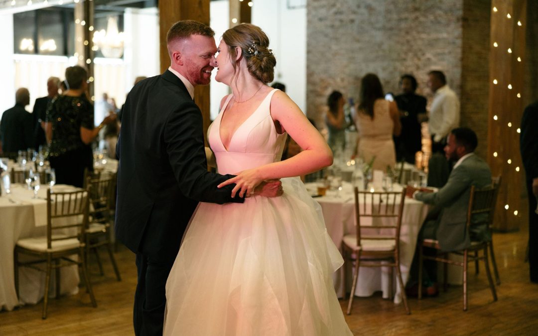 icon-events-weddings-reception-lizzie-and-jack-sioux-falls-044