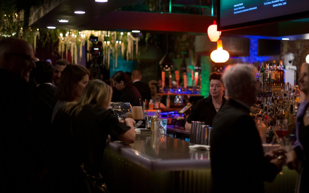 icon-events-weddings-reception-venue-jen-and-michael-wedding-dada-gastropub-sioux-falls-001-02