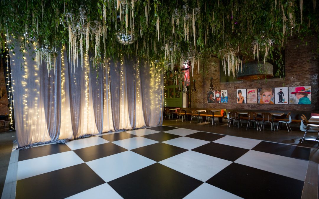 icon-events-weddings-reception-venue-jen-and-michael-wedding-dada-gastropub-sioux-falls-001-07