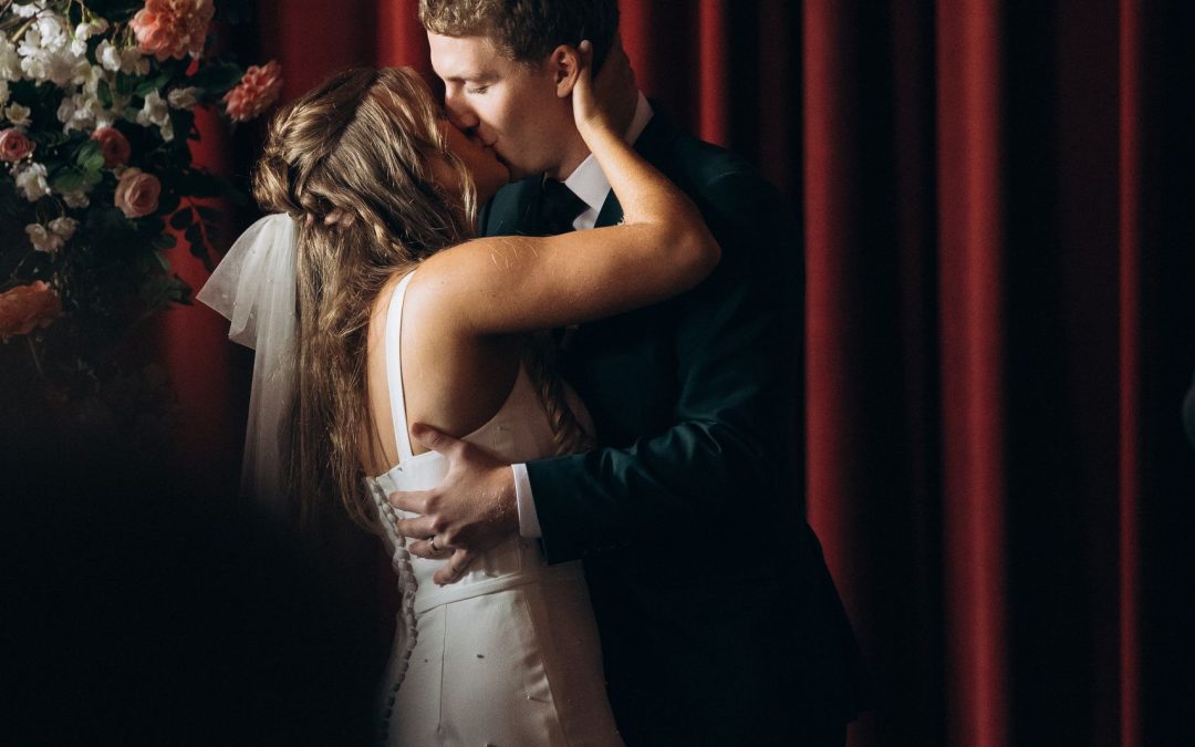 icon-events-weddings-reception-venue-kaitie-and-max-dada-gastropub-sioux-falls-001