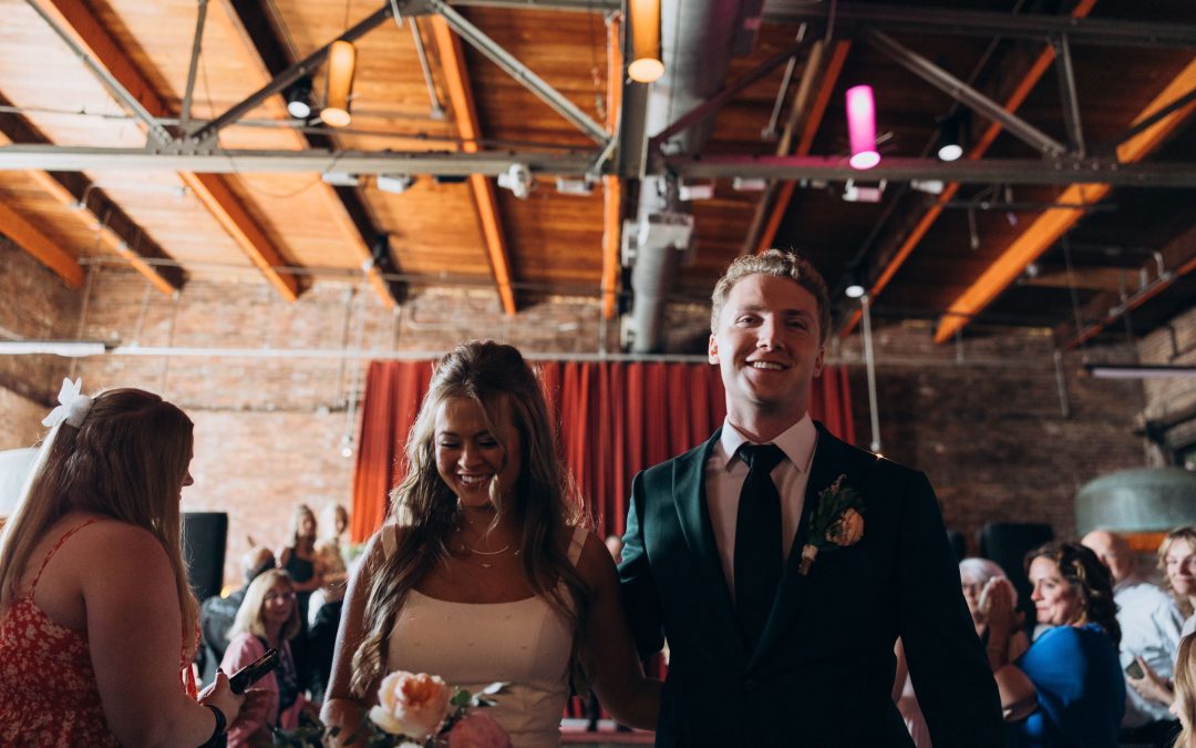 icon-events-weddings-reception-venue-kaitie-and-max-dada-gastropub-sioux-falls-011