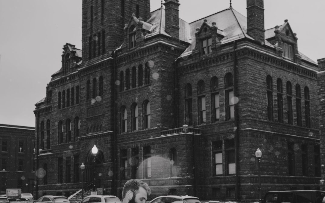 icon-events-weddings-venue-exterior-clock-tower-sioux-falls-001-02