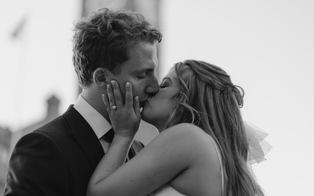 icon-events-weddings-venue-exterior-kaitie-and-max-clock-tower-sioux-falls-001