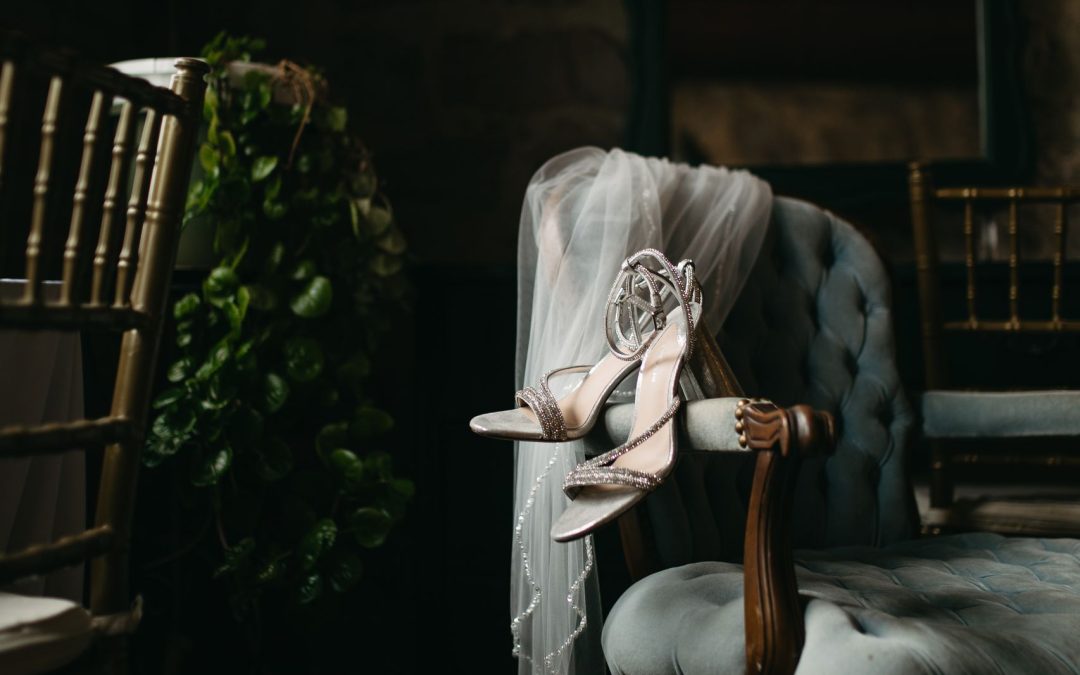 icon-events-weddings-wedding-details-bridal-suite-sioux-falls-001
