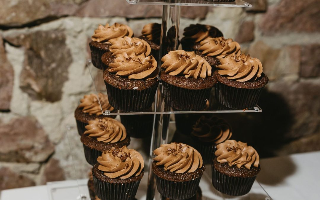 icon-events-weddings-wedding-details-lara-and-evan-sioux-falls-024