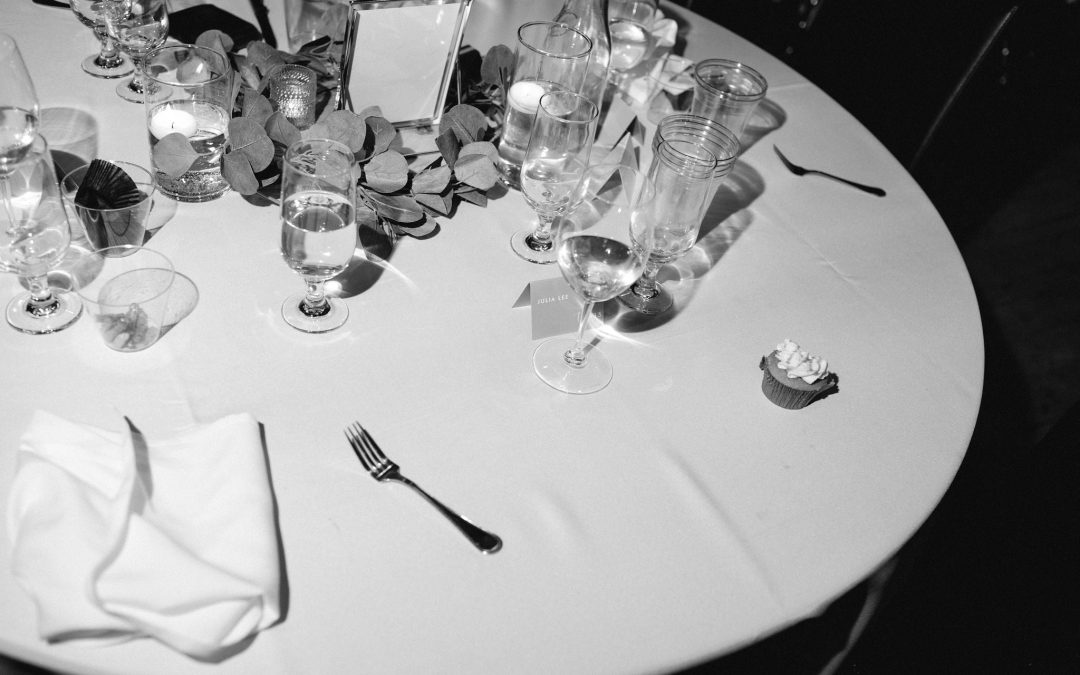 icon-events-weddings-wedding-details-lara-and-evan-sioux-falls-026