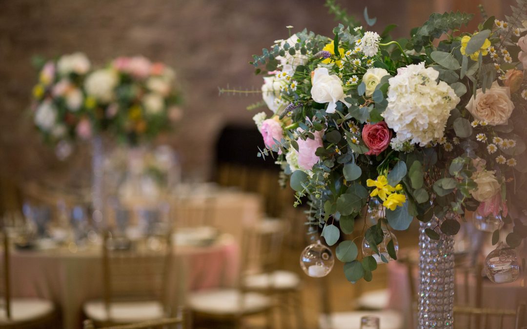 icon-events-weddings-wedding-florals-jen-and-michael-wedding-sioux-falls-001