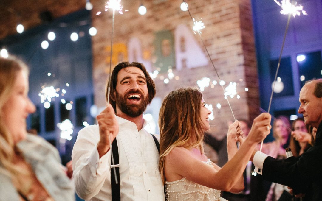 icon-events-weddings-wedding-moment-jen-and-michael-sioux-falls-1162