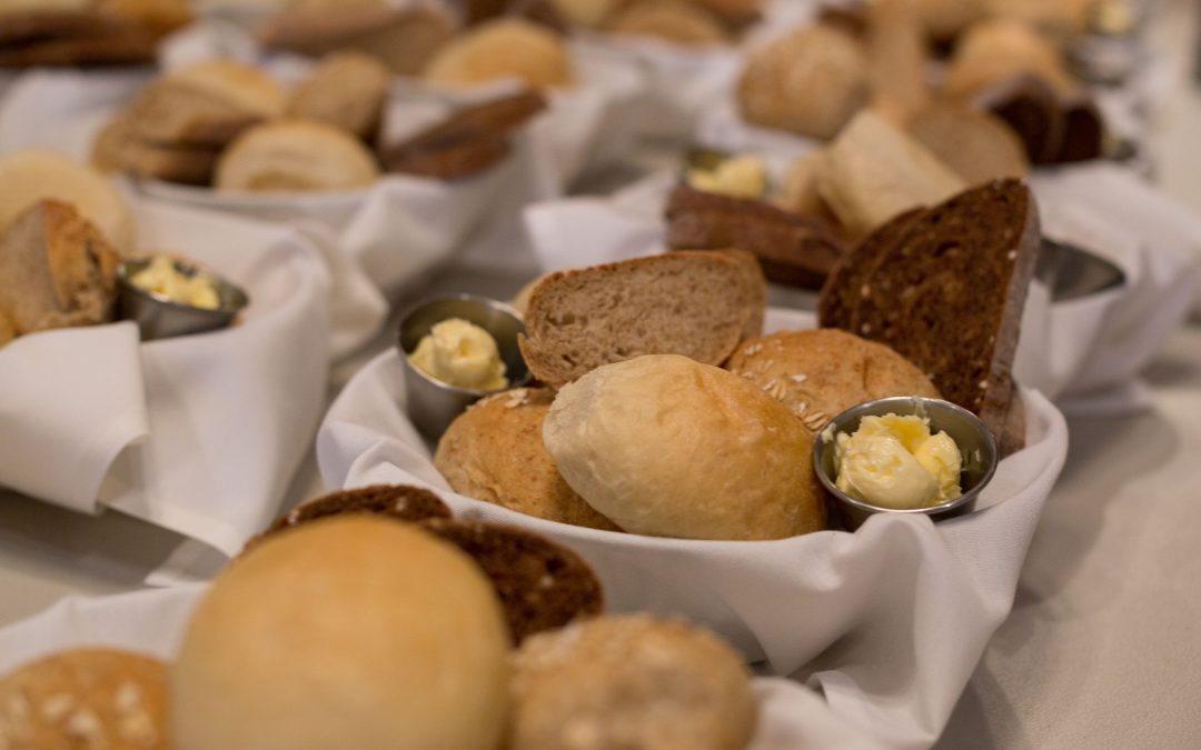 icon-events-weddings-wedding-moment-jen-and-michael-wedding-sioux-falls-001-20