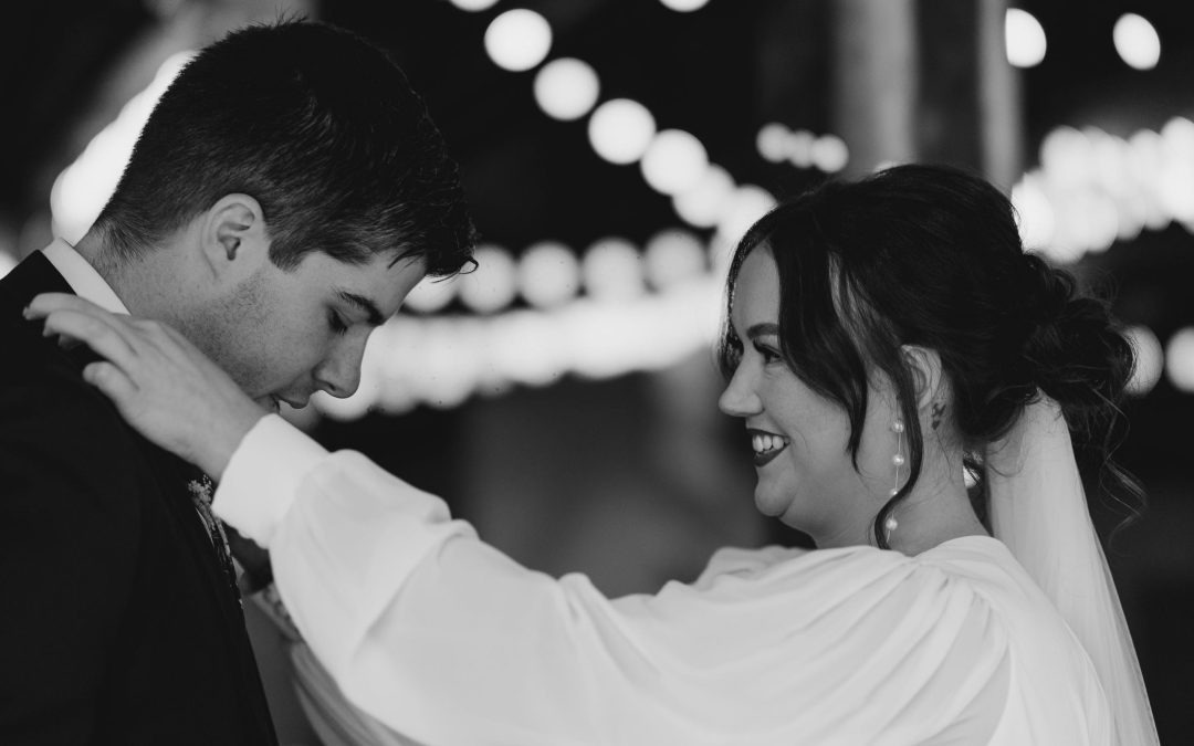 icon-events-weddings-wedding-moment-payton-and-trevor-sioux-falls-138