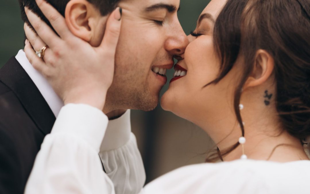 icon-events-weddings-wedding-moment-payton-and-trevor-sioux-falls-197