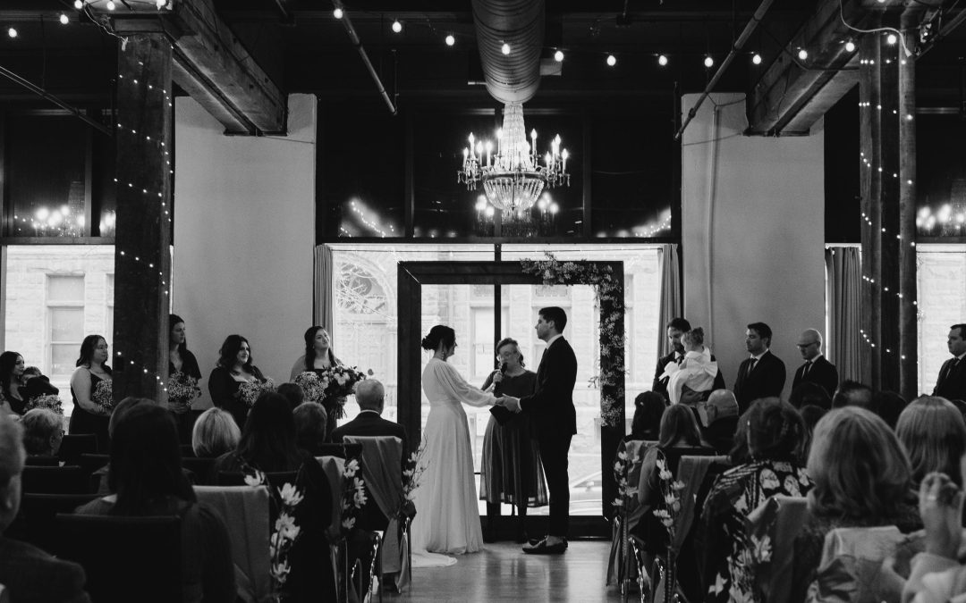 icon-events-weddings-wedding-moment-payton-and-trevor-sioux-falls-366
