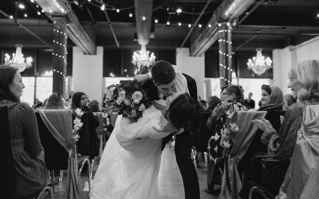 icon-events-weddings-wedding-moment-payton-and-trevor-sioux-falls-404