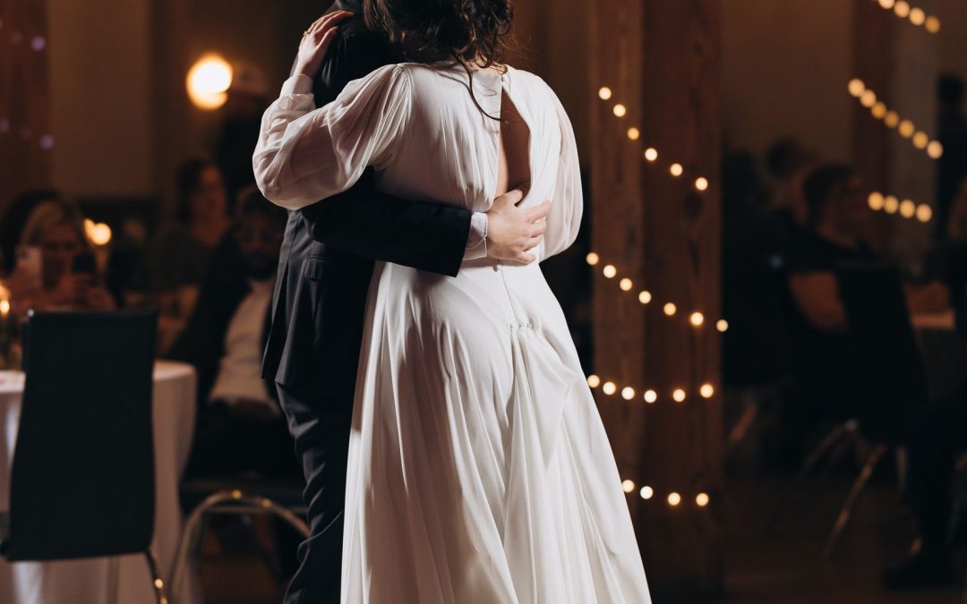 icon-events-weddings-wedding-moment-payton-and-trevor-sioux-falls-518