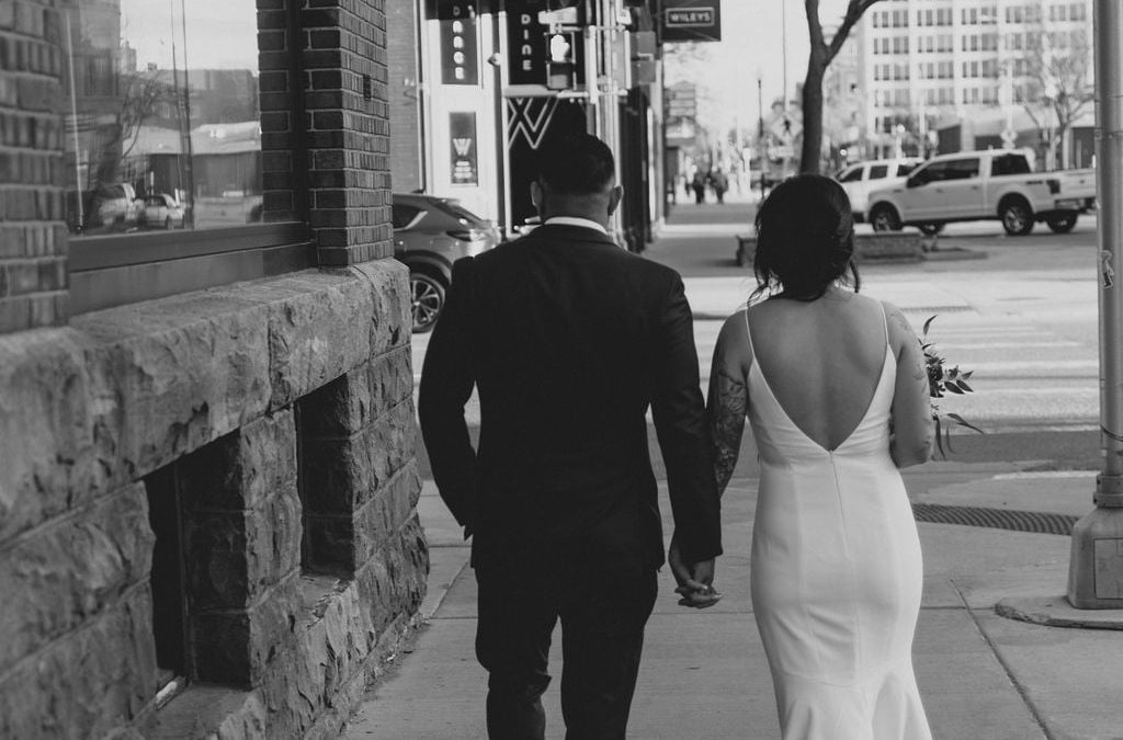 icon-events-weddings-wedding-moment-sioux-falls-1235